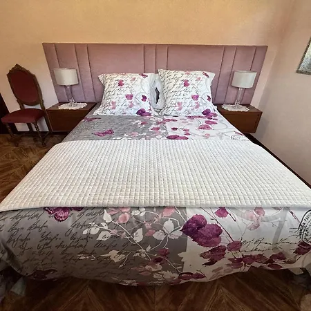 Prázdninový dům Quinta Maria Etage De Calme Avec Piscine *